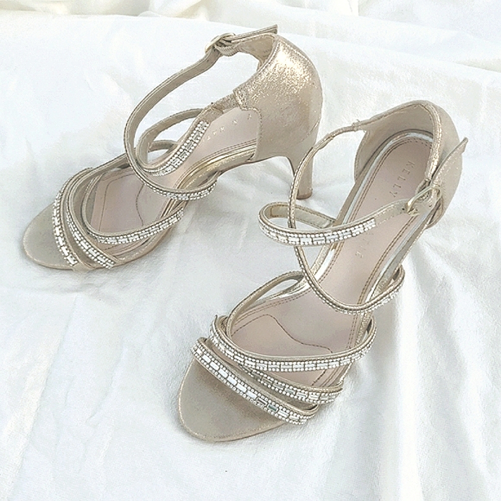 Kelly and Katie Size 7.5M Strappy heel
